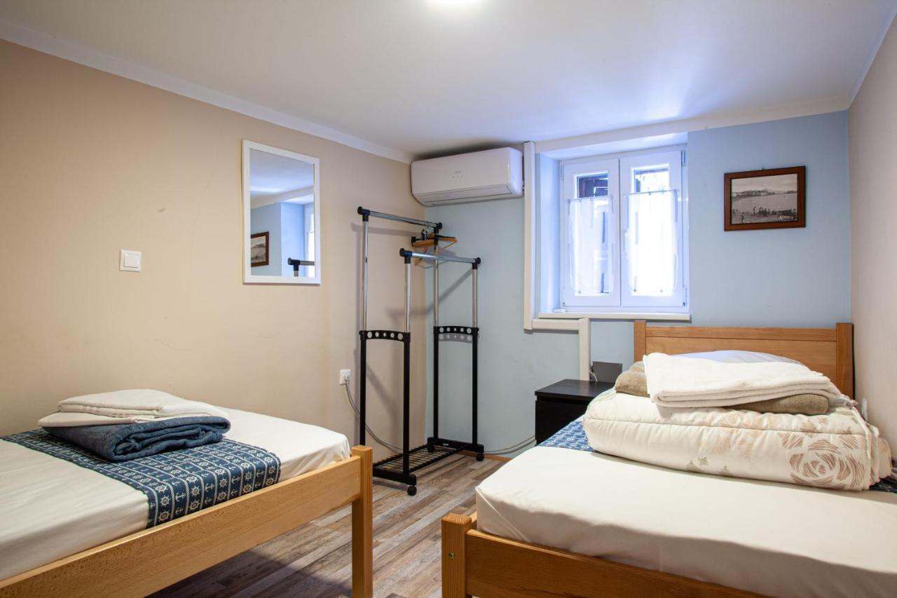 Hostel Adriatic Piran (Adults Only) Dış mekan fotoğraf
