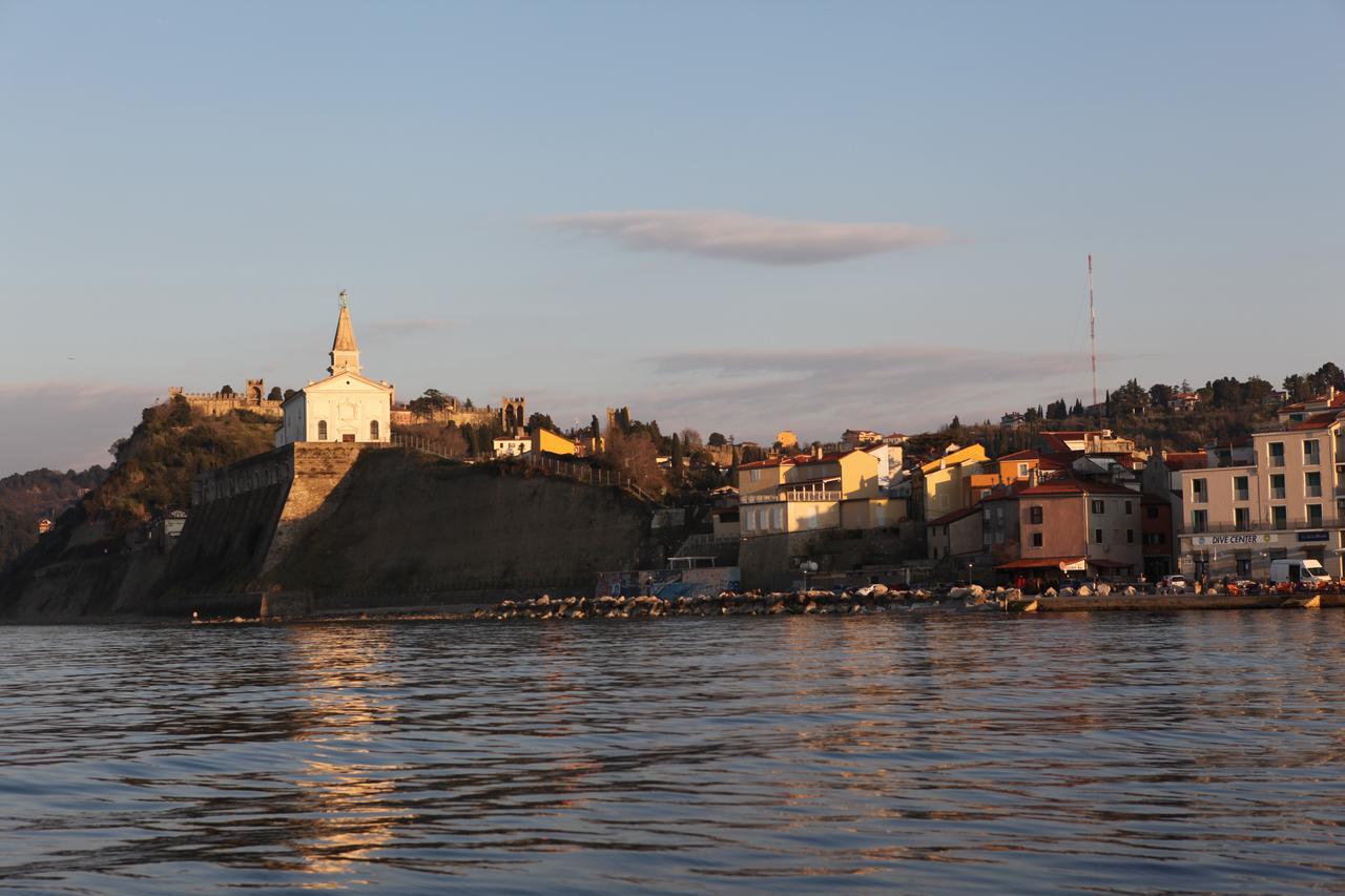Hostel Adriatic Piran (Adults Only) Dış mekan fotoğraf